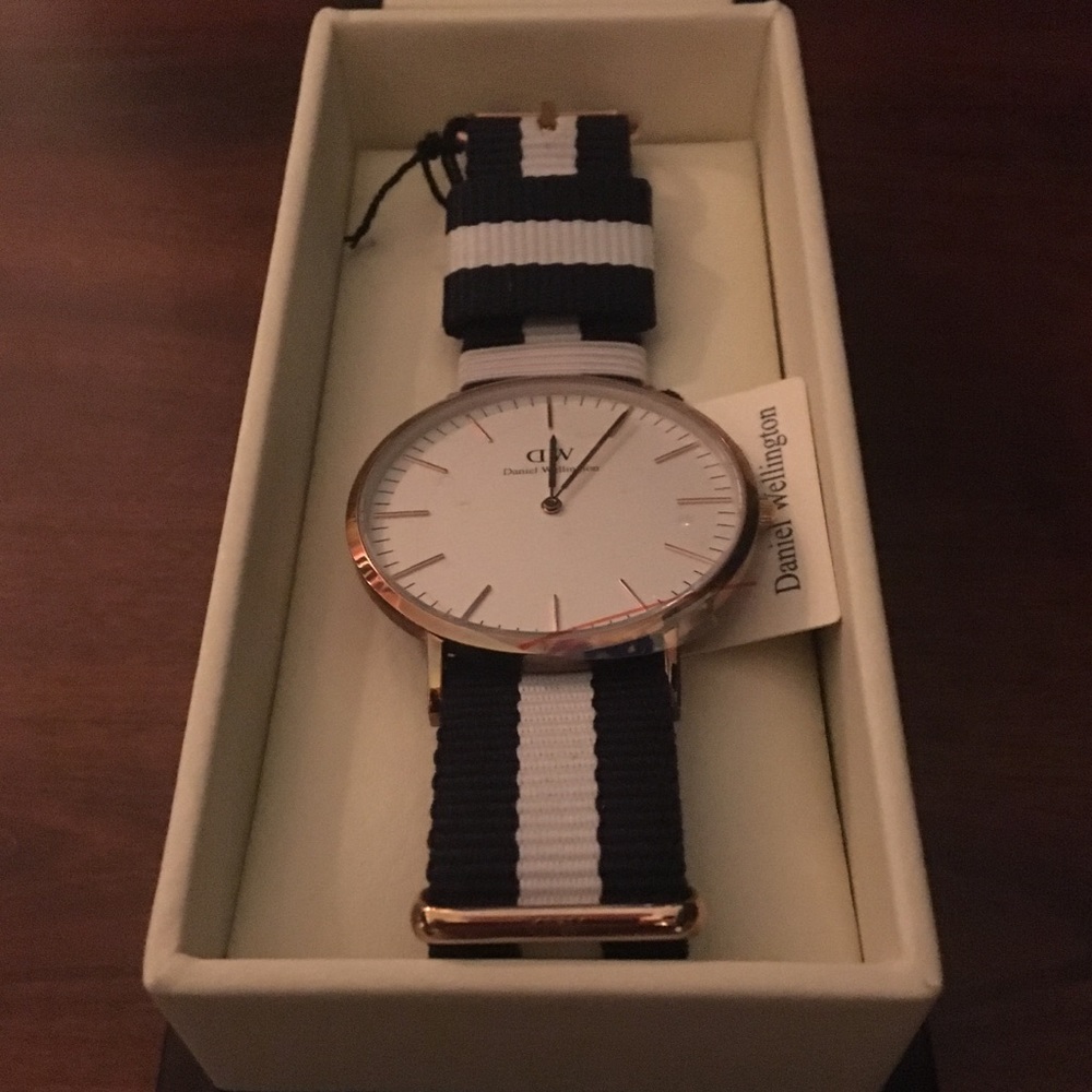 Brand New Daniel Wellington Glasgow Watch NWT!